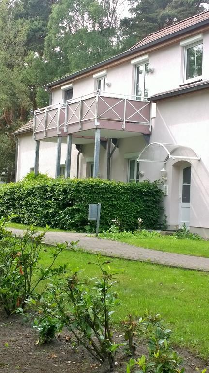 Ostsee Micro Ferienappartements Dierhagen-Strand - Haus 1 Buitenkant foto